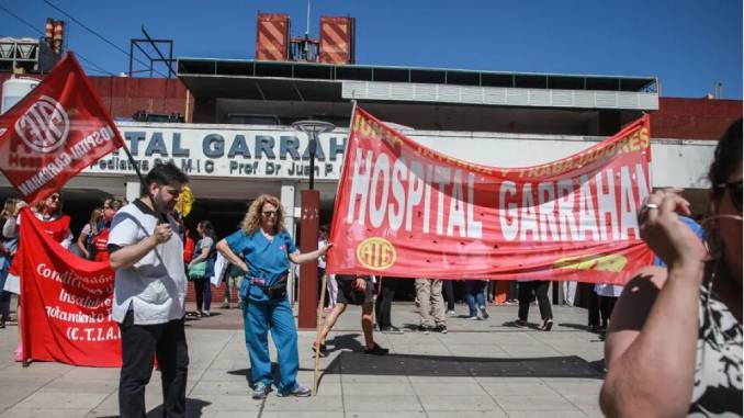 Lee más sobre el artículo Se suicidó un trabajador del Hospital Garrahan en el contexto de un reclamo por mejoras de salarios